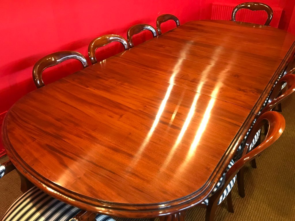 EC609B85-3919-429B-BDC2-7A00D00538C2